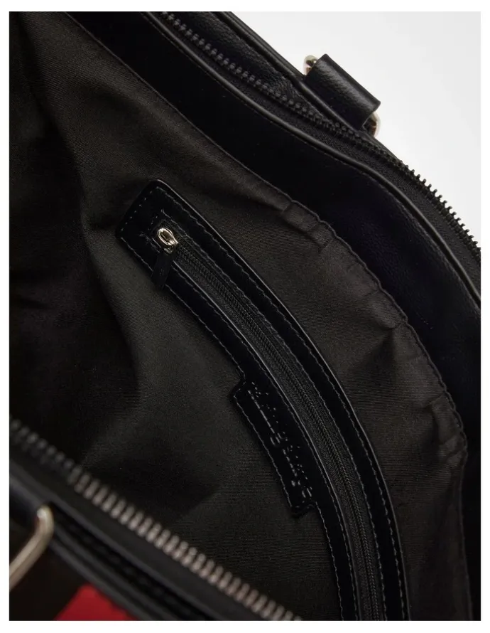 Taking Shape Graphic Heart Shoulder Bag in Multi