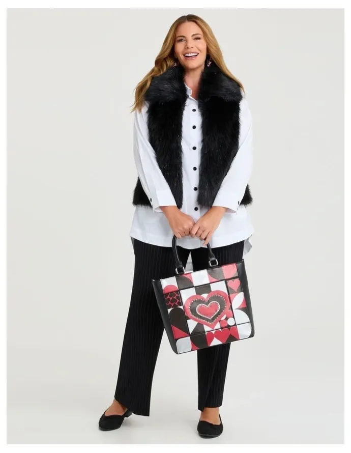 Taking Shape Graphic Heart Shoulder Bag in Multi