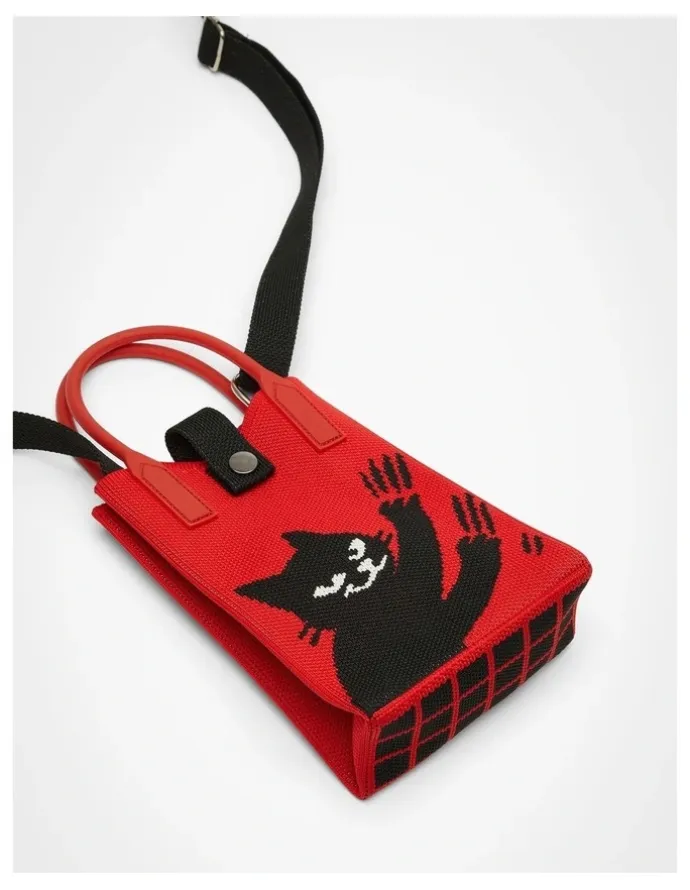 Taking Shape Mini Cat Crossbody Bag in Red