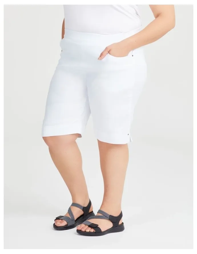 Taking Shape Petite Editorial Everyday Short in White