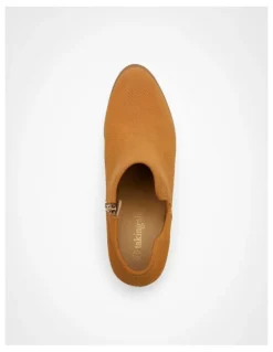 Taking Shape Side Cut Ankle Boot in Tan