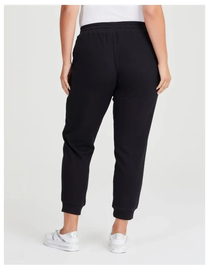 Taking Shape Taper Leg Trackpant in Black