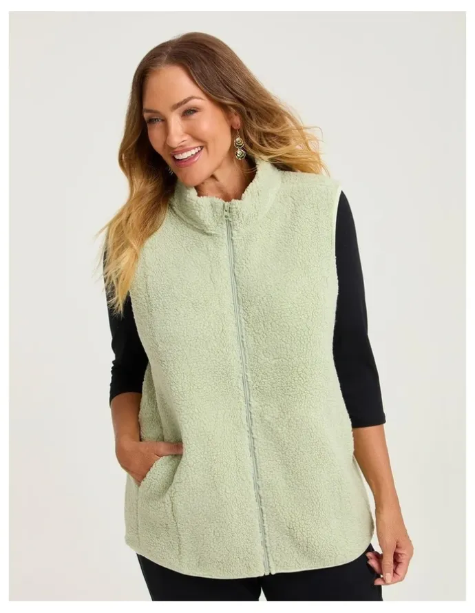 Taking Shape Teddy Vest in Pistachio