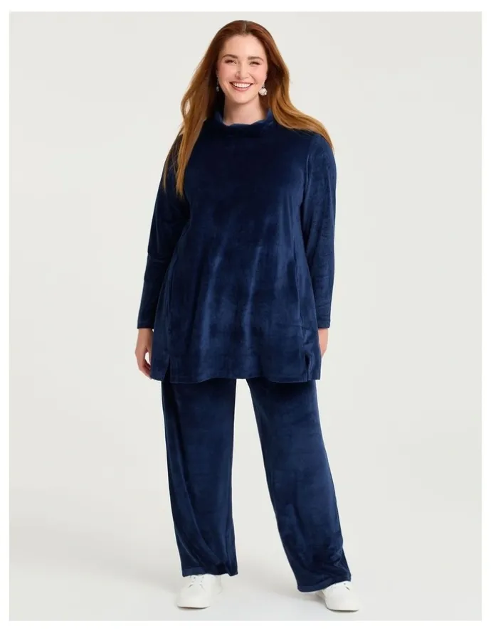 Taking Shape Velour Straight Leg Pant Ink Navy