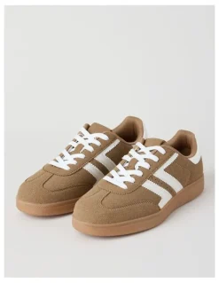 There After Arlo Sneaker in Sand