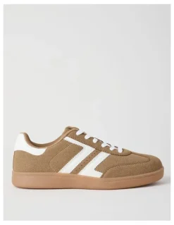 There After Arlo Sneaker in Sand