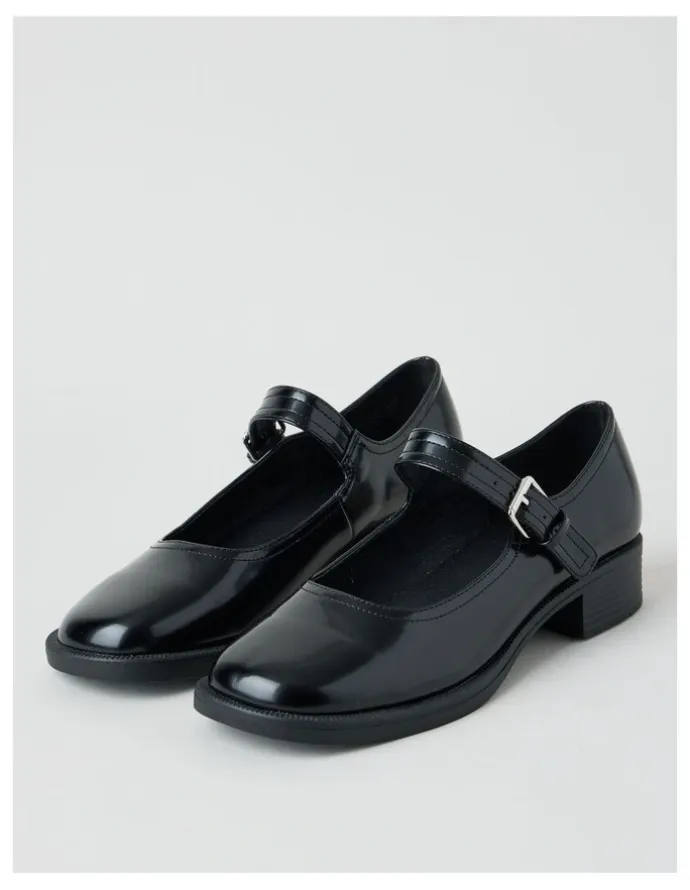 There After Lipa Flat Shoes in Black