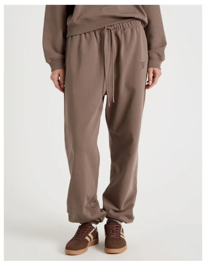 There After 70's Jogger in Taupe
