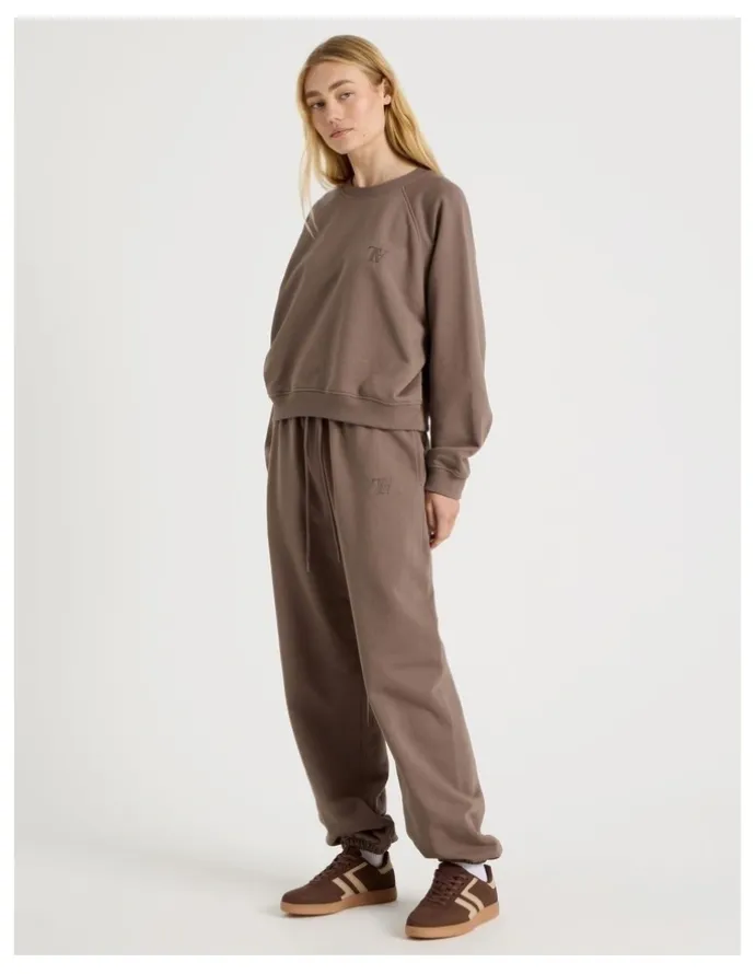 There After 70's Jogger in Taupe