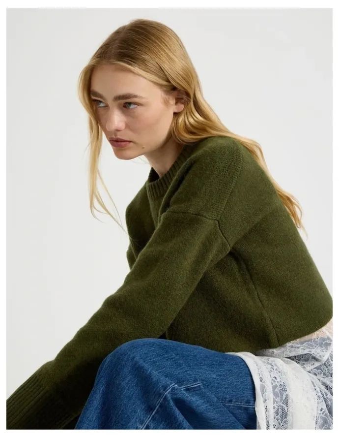 There After Crew Sweater in Khaki