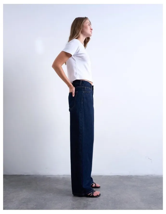 TOPSHOP Cinch Low Rise Wide Leg Jeans in Blue