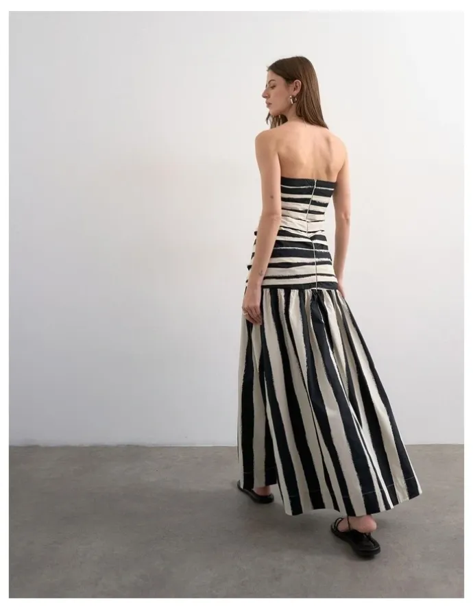 TOPSHOP Lisa Bandeau Maxi Dress in Black