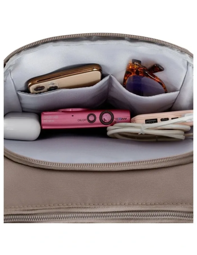Travelon Classic Anti-Theft Crossbody Bucket Bag in Hazelnut