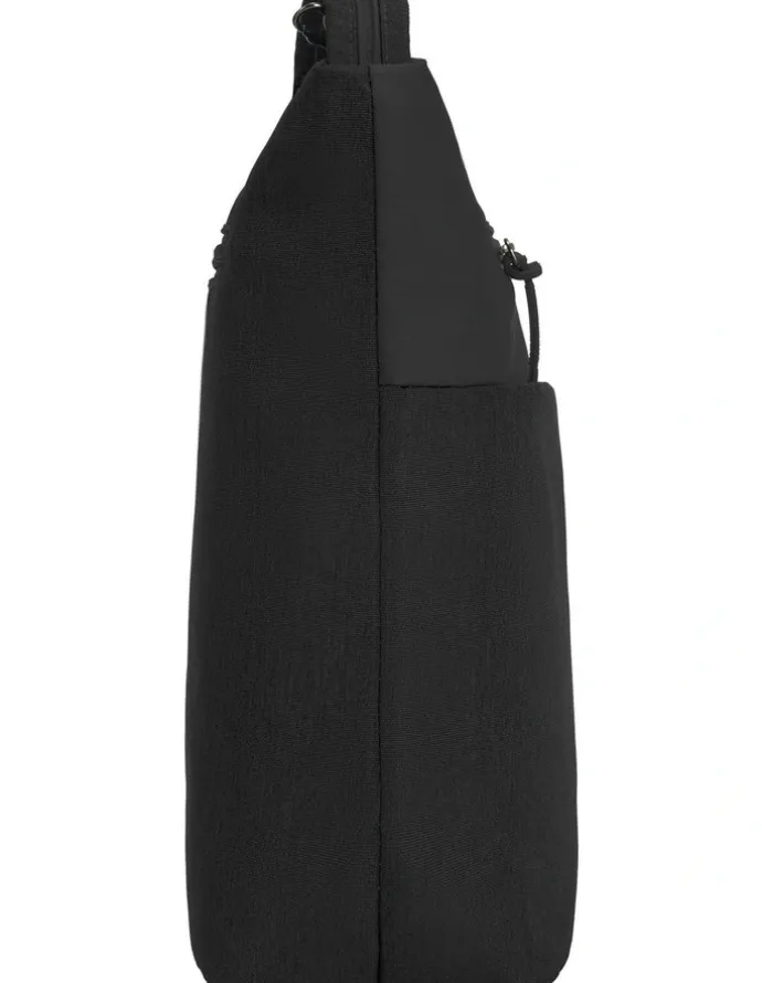 Travelon Metro Anti-Theft Crossbody Bag in Black
