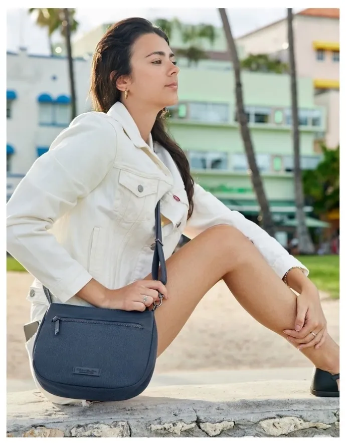Travelon Metro Anti-Theft Saddle Crossbody Bag in Navy Heather