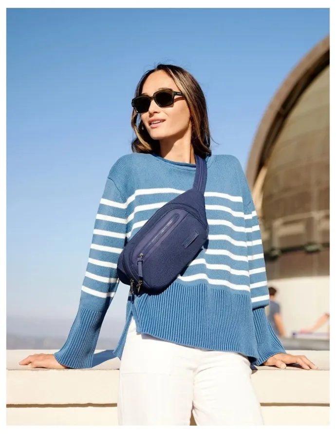 Travelon Metro Anti-Theft Waist Pack in Navy Heather