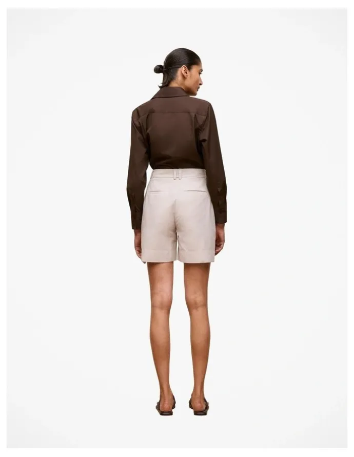 Trenery Yarn Dyed Stretch Cotton Tailored Short in Flax