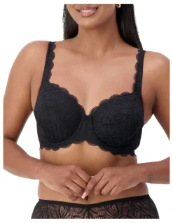Triumph Essential Lace Balconette Underwire Bra in Black