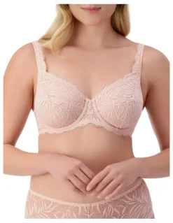 Triumph Essential Lace Balconette Underwire Bra in Nude Pink