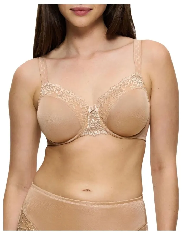 Triumph Ladyform Soft Underwire Bra in Smooth Skin