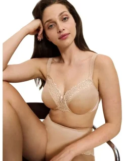Triumph Ladyform Soft Underwire Bra in Smooth Skin