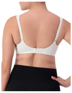 Triumph Triaction Ultra Underwire Sports Bra in White