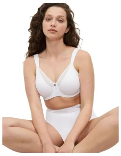 Triumph True Shape Sensation Minimiser Bra in White