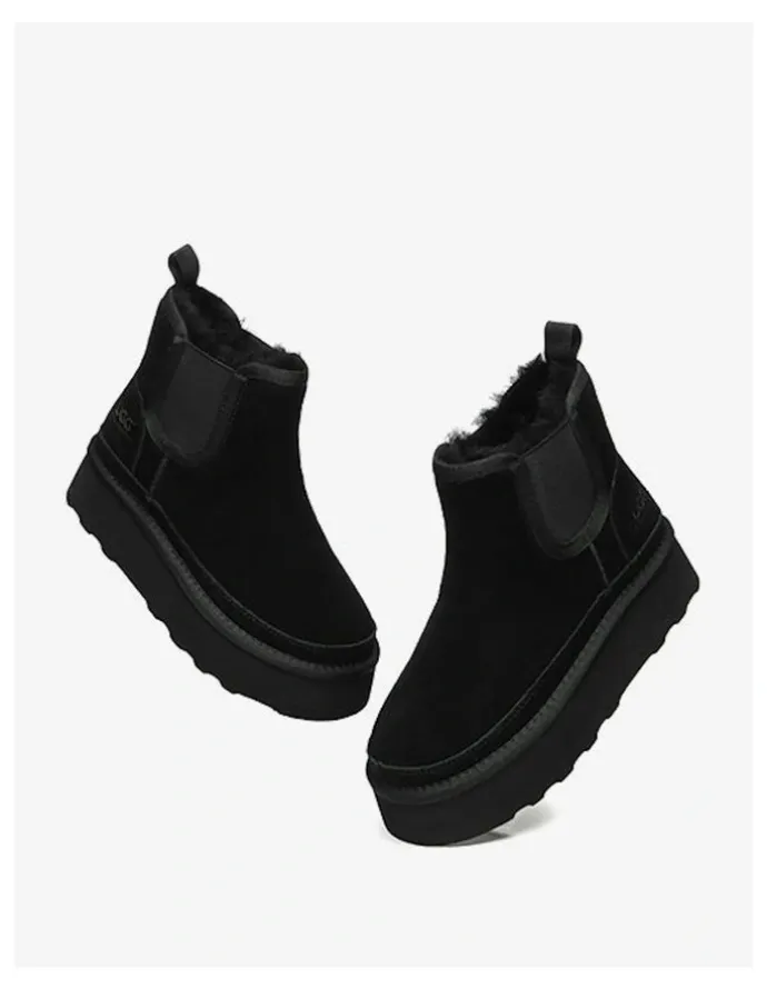 UGG Australian Shepherd Chelsie Cow Leather Platform Boots in Black