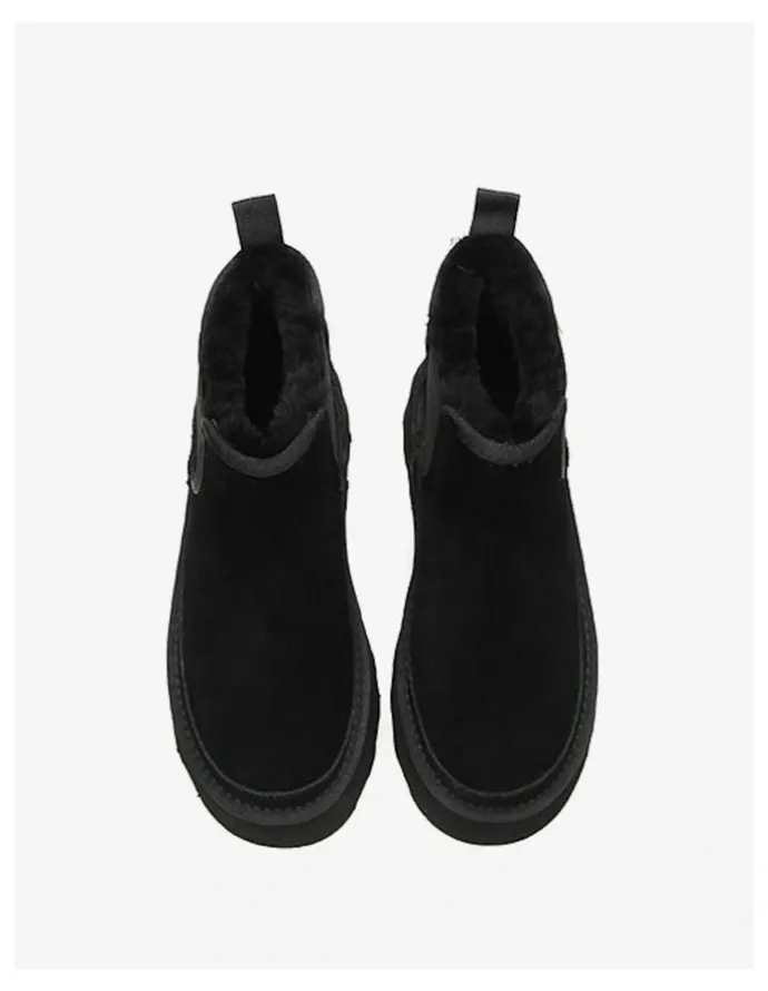 UGG Australian Shepherd Chelsie Cow Leather Platform Boots in Black