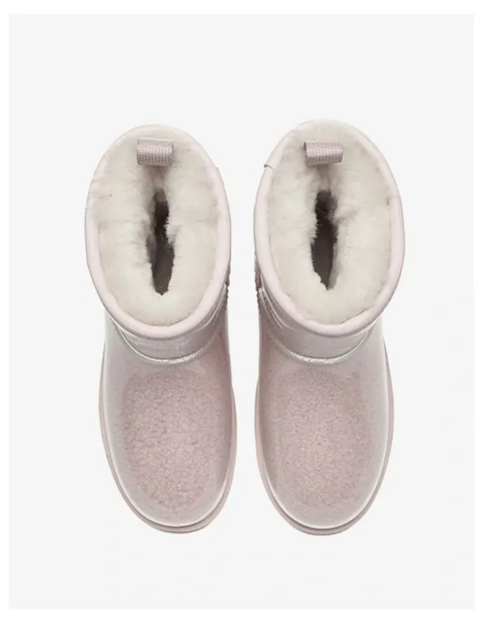 UGG Australian Shepherd Coated Classic in Pink