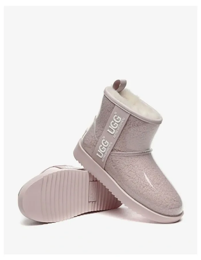 UGG Australian Shepherd Coated Classic in Pink