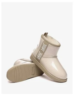 UGG Australian Shepherd Coated Classic in Chestnut