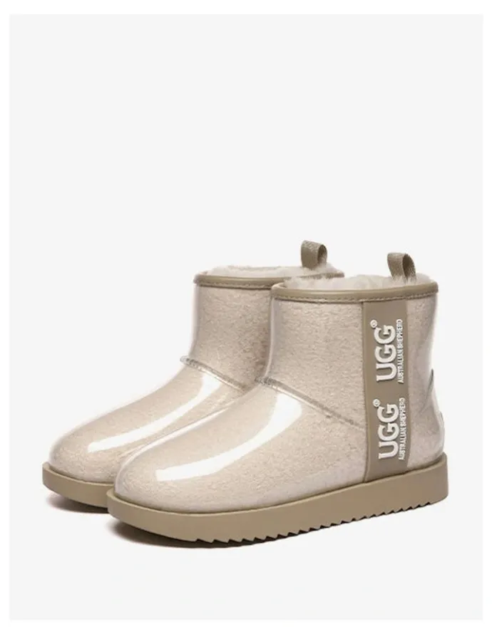 UGG Australian Shepherd Coated Classic in Chestnut