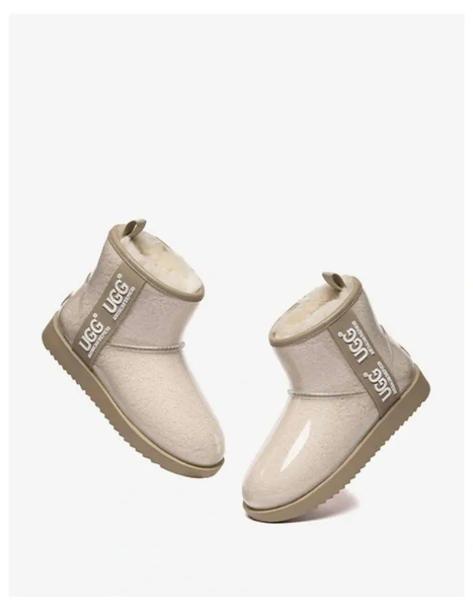 UGG Australian Shepherd Coated Classic in Chestnut