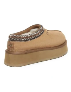 UGG Australian Shepherd Hippie Platform in Chestnut