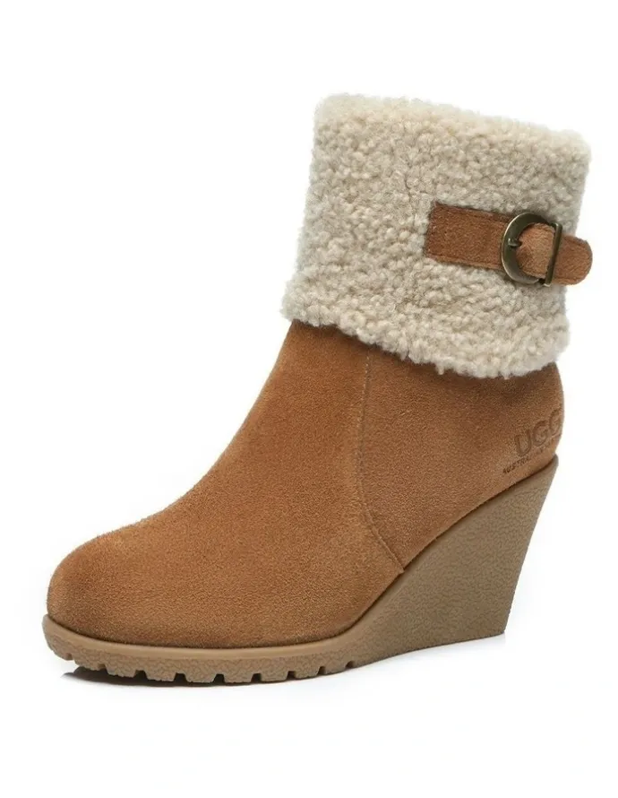 UGG Australian Shepherd Joanna Boots in Chestnut