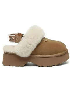 UGG Australian Shepherd Muna Platform in Chestnut