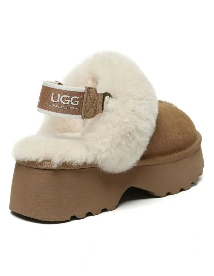 UGG Australian Shepherd Muna Platform in Chestnut