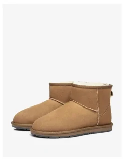 UGG Australian Shepherd Mini Classic Suede in Chestnut