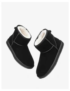 UGG Australian Shepherd Mini Classic Suede in Black