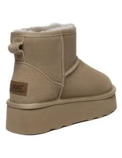 UGG Australian Shepherd Rommie Platform in Brown