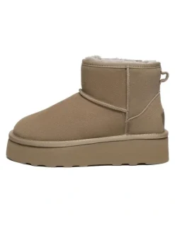UGG Australian Shepherd Rommie Platform in Brown