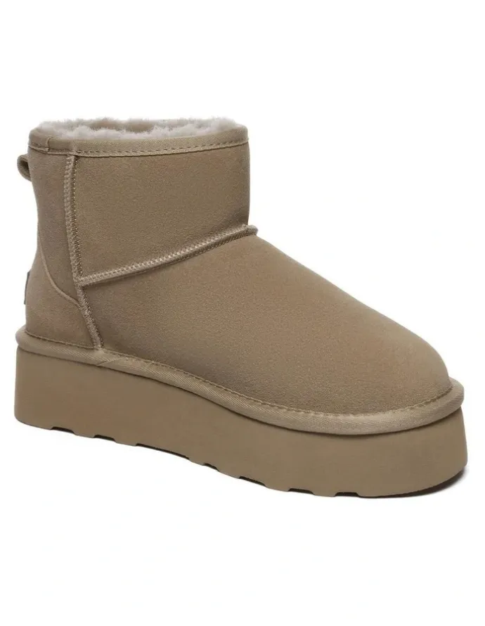UGG Australian Shepherd Rommie Platform in Brown