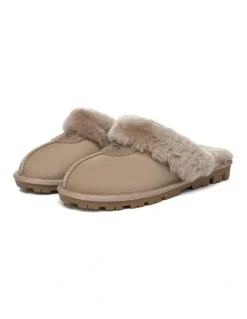 UGG Australian Shepherd Scuff Waffle Slipper in Brown