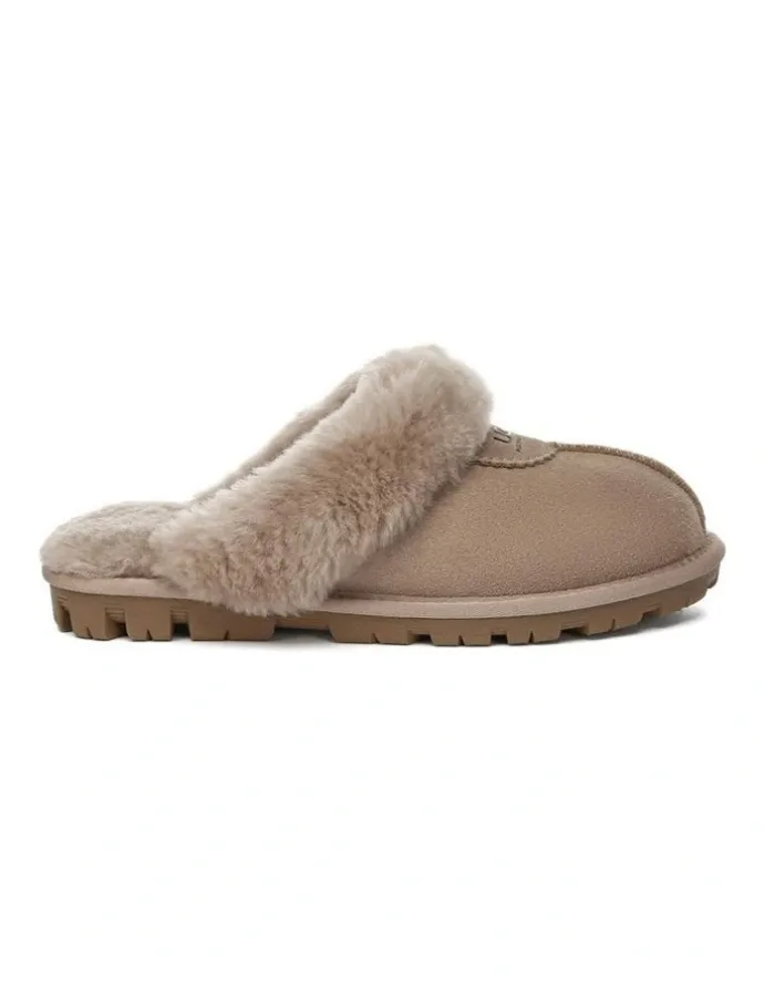 UGG Australian Shepherd Scuff Waffle Slipper in Brown