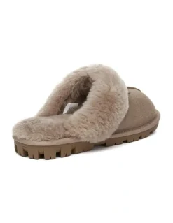 UGG Australian Shepherd Scuff Waffle Slipper in Brown