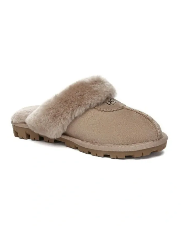 UGG Australian Shepherd Scuff Waffle Slipper in Brown