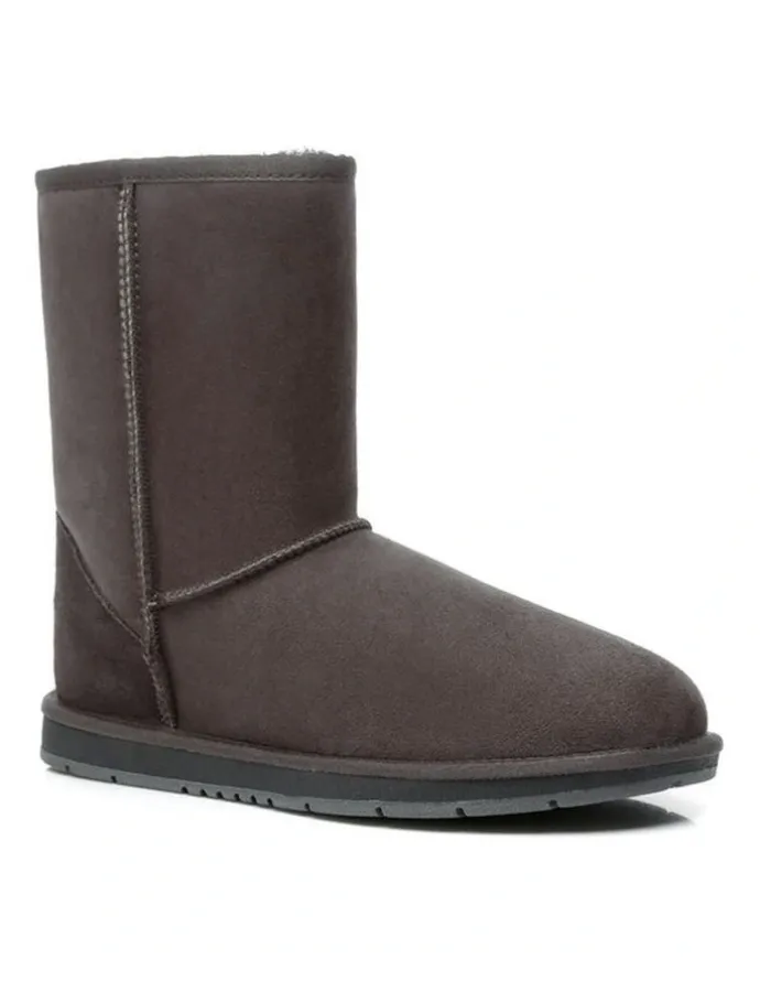UGG Australian Shepherd Short Classic Boots in Chocolate