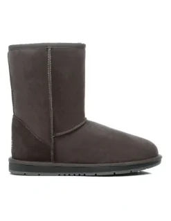 UGG Australian Shepherd Short Classic Boots in Chocolate