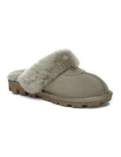 UGG Australian Shepherd Scuff Waffle Slipper in Caribou